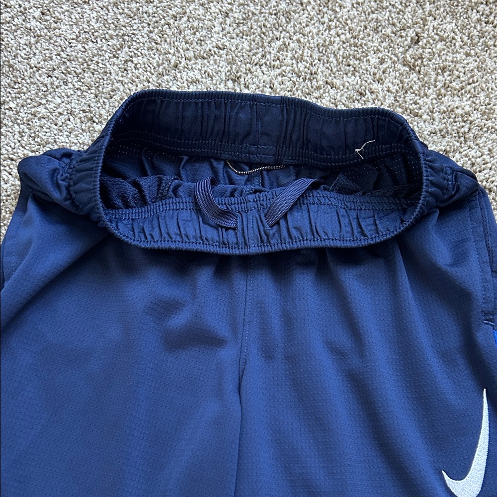Nike Kids Dri-Fit Dark Blue Shorts, Size Youth Medium - Picture 2 of 5
